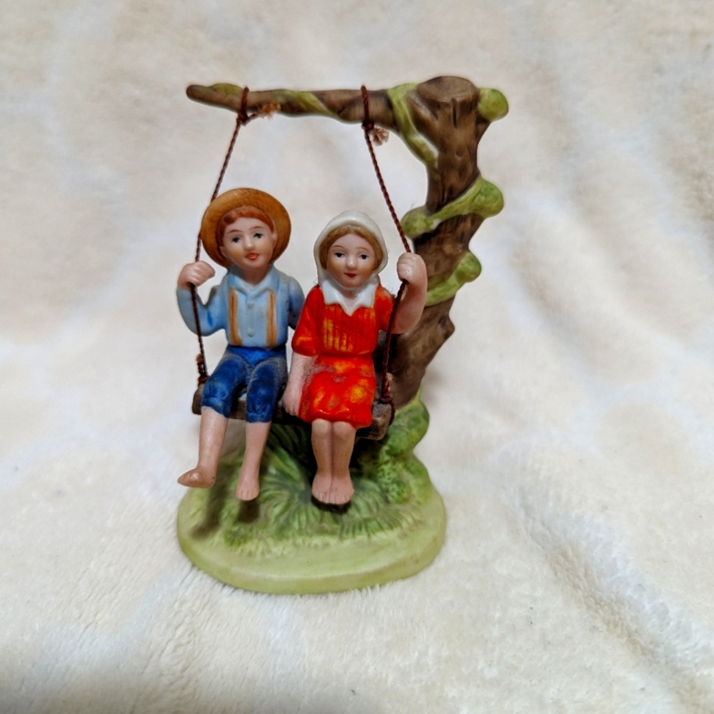 - Norman Rockwell Museum Figurine. Summer Fun. EUC. Ceramic.